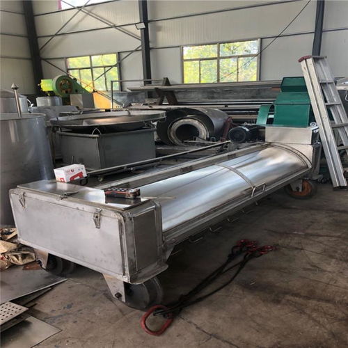 新鄉(xiāng)玉米秸稈二次粉碎回收機(jī) 自動卸料技術(shù)與生物感測器的融合創(chuàng)新